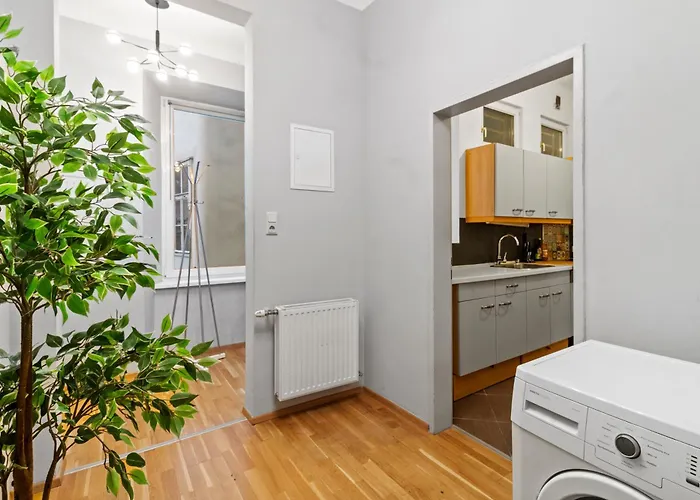 Huge 5br Group - Sleeps 20 - Near U3