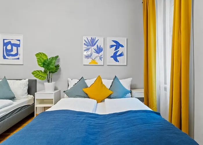 Huge 5br Group - Sleeps 20 - Near U3